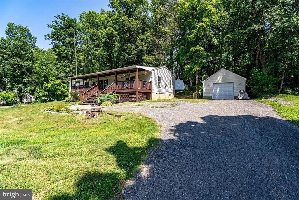 4695 E East Side Highway photo 45