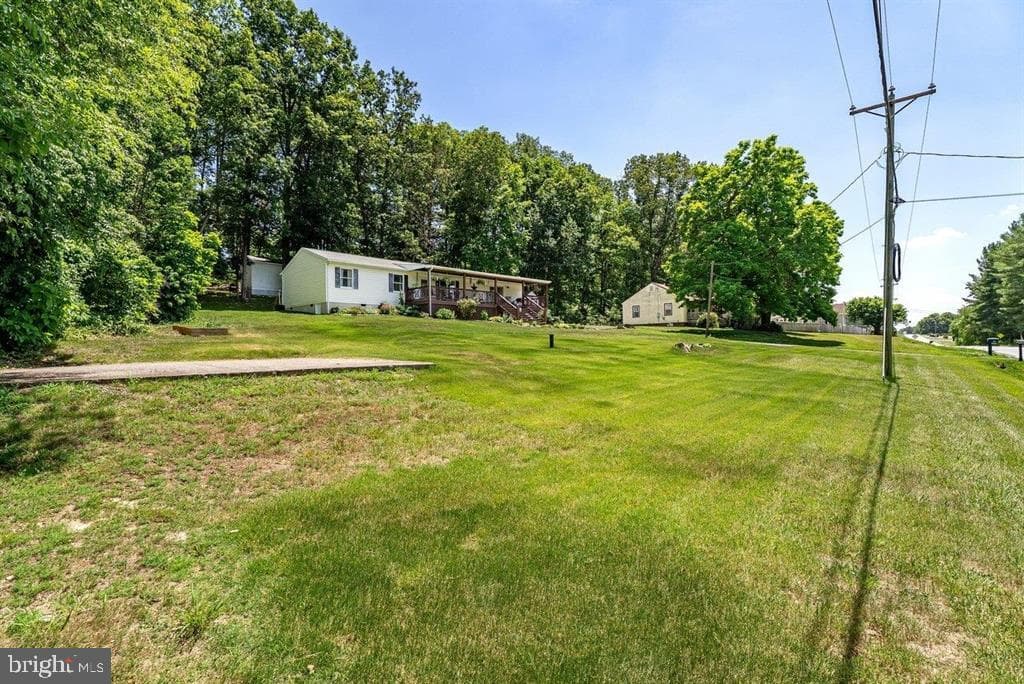 4695 E East Side Highway photo 46