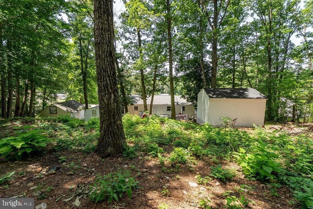 4695 E East Side Highway photo 55