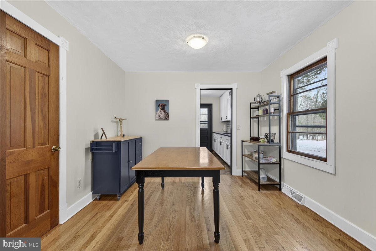 8901 Deekens Street photo 14