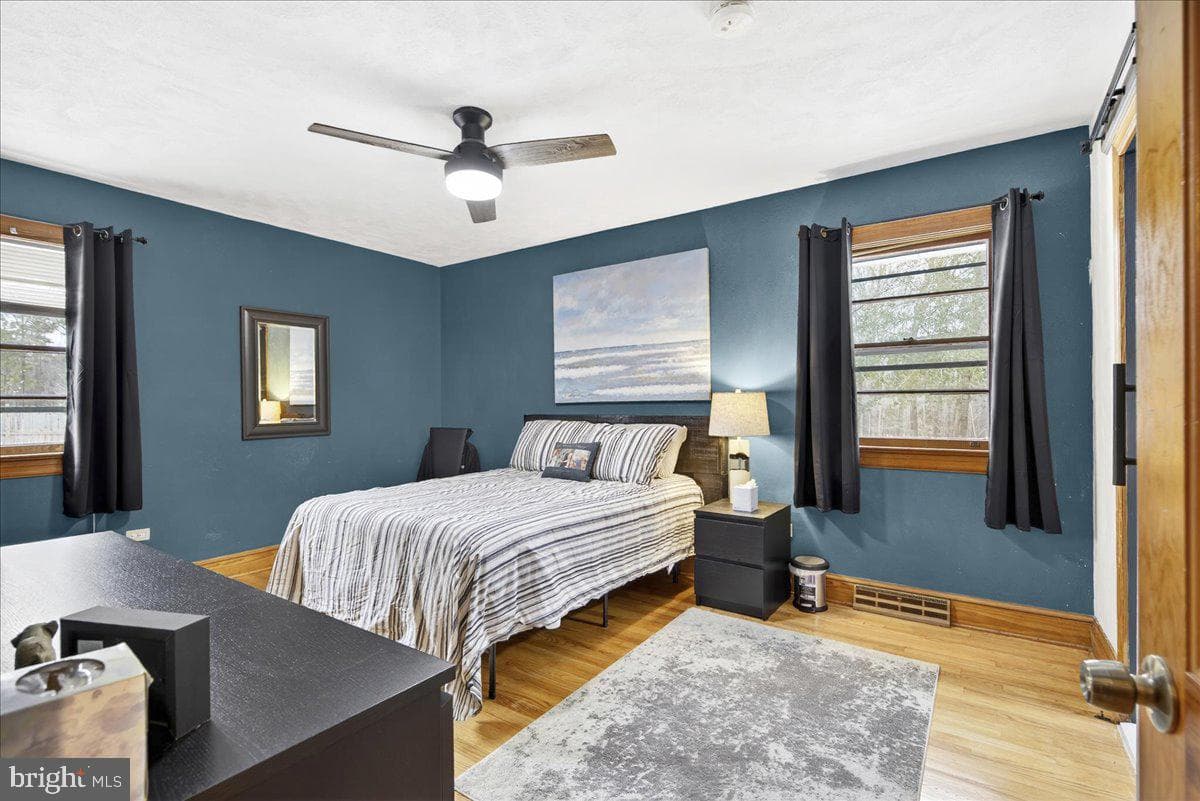 8901 Deekens Street photo 22