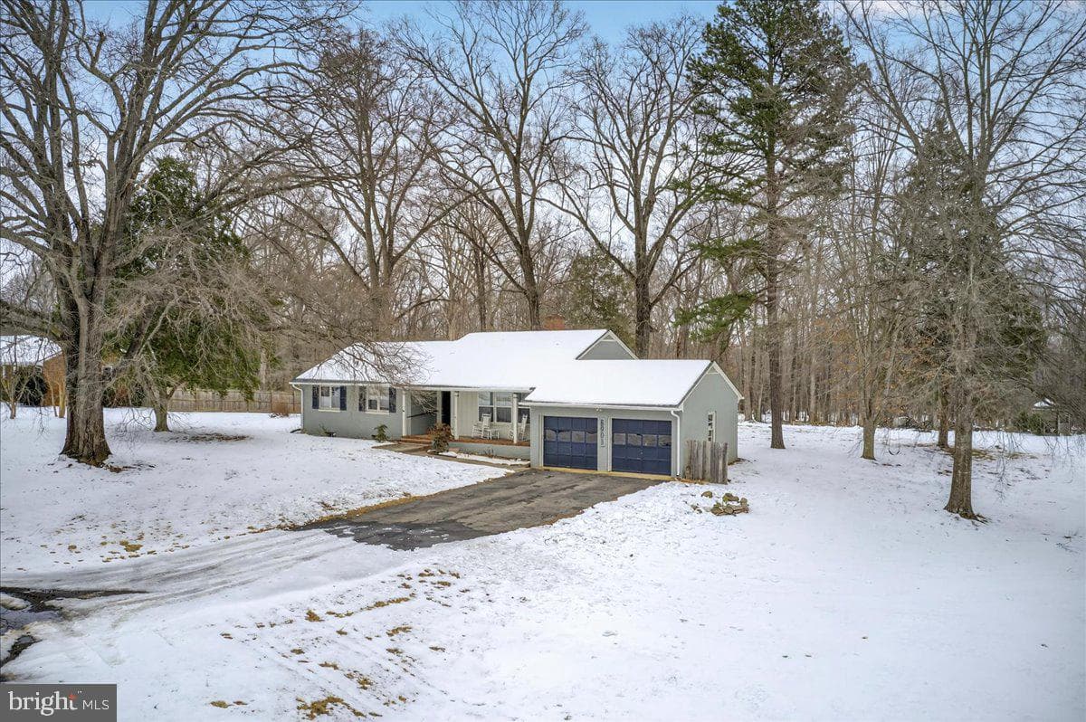 8901 Deekens Street photo 51