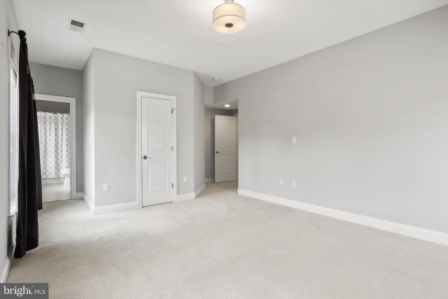 1720 N Cameron Street photo 29