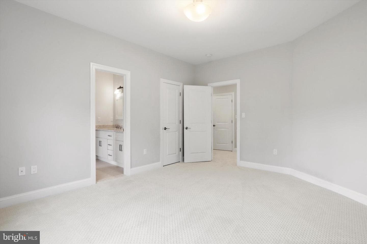 1720 N Cameron Street photo 36