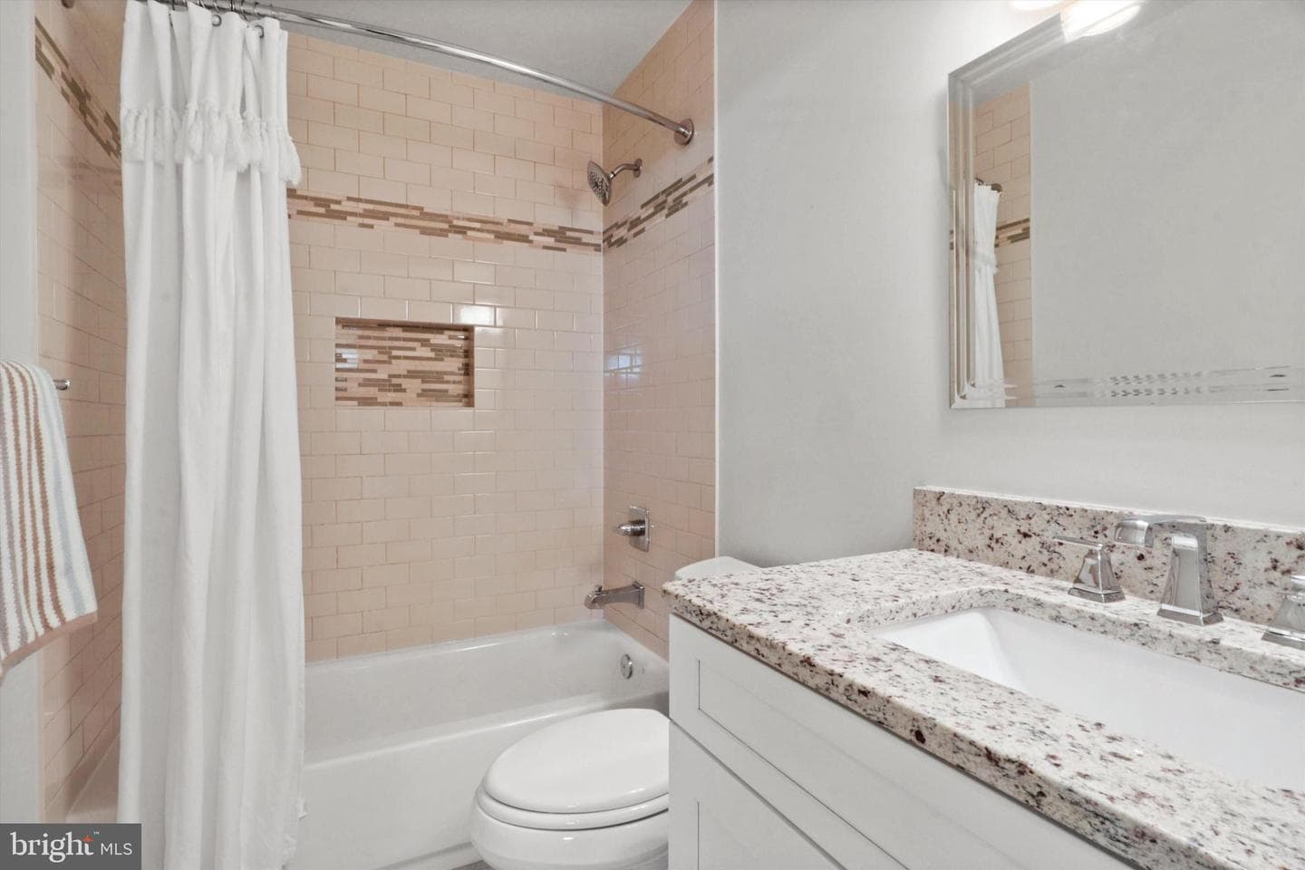 1720 N Cameron Street photo 43