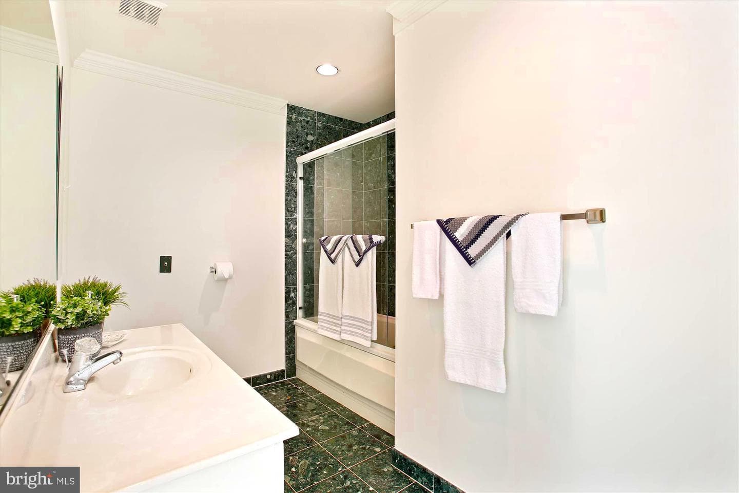 1050 N Stuart Street #800 photo 35