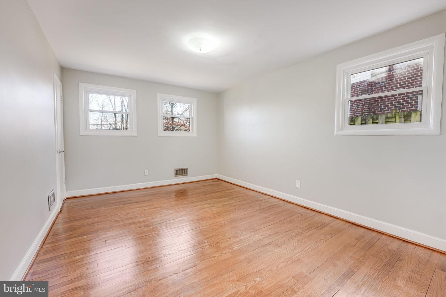 1226 S Forest Drive photo 10