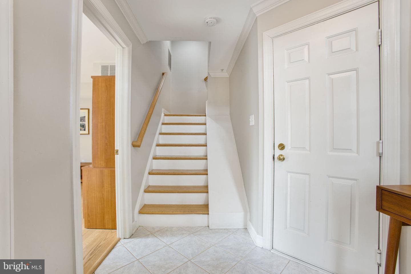 1110 N Stafford Street N photo 8