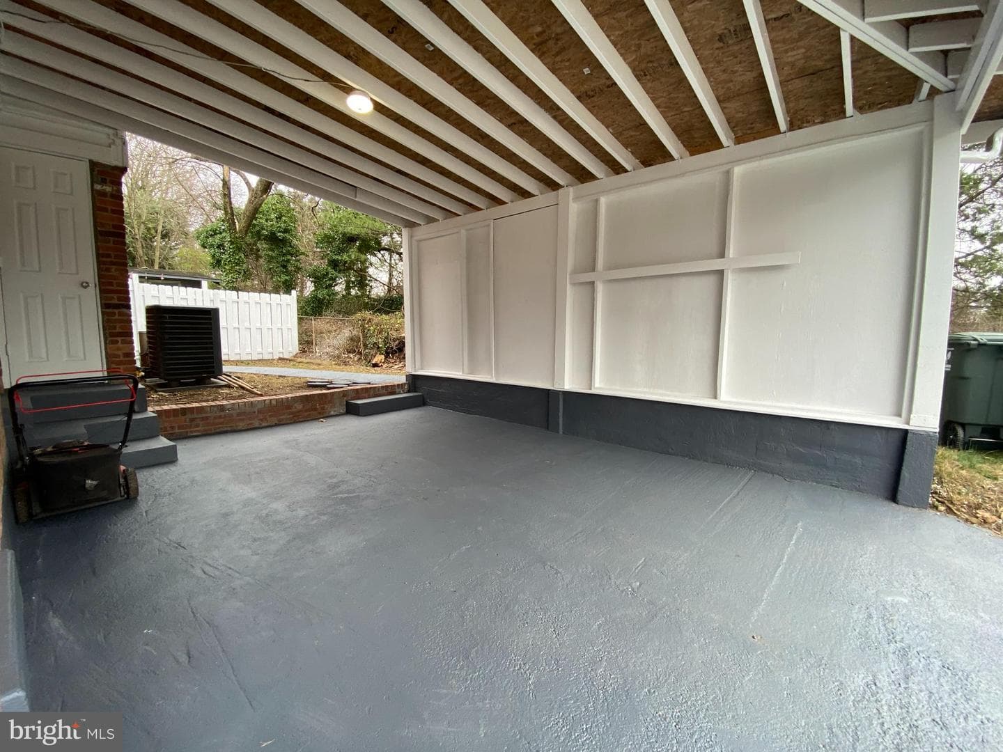 1 N Madison Street photo 29