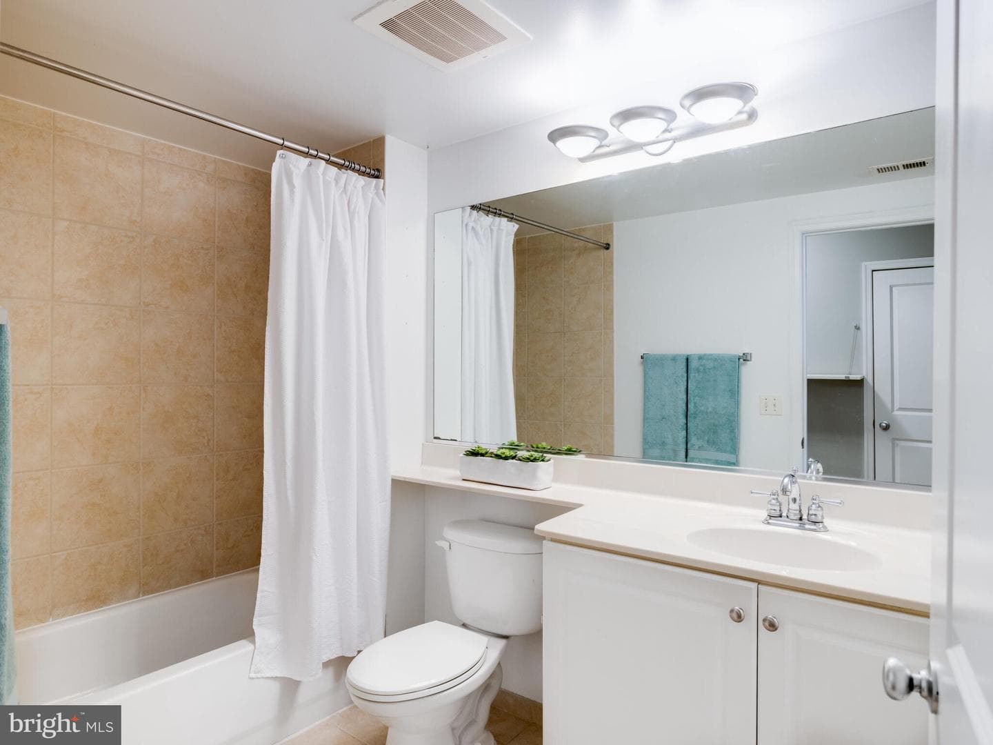 851 N Glebe Road #1910 photo 18