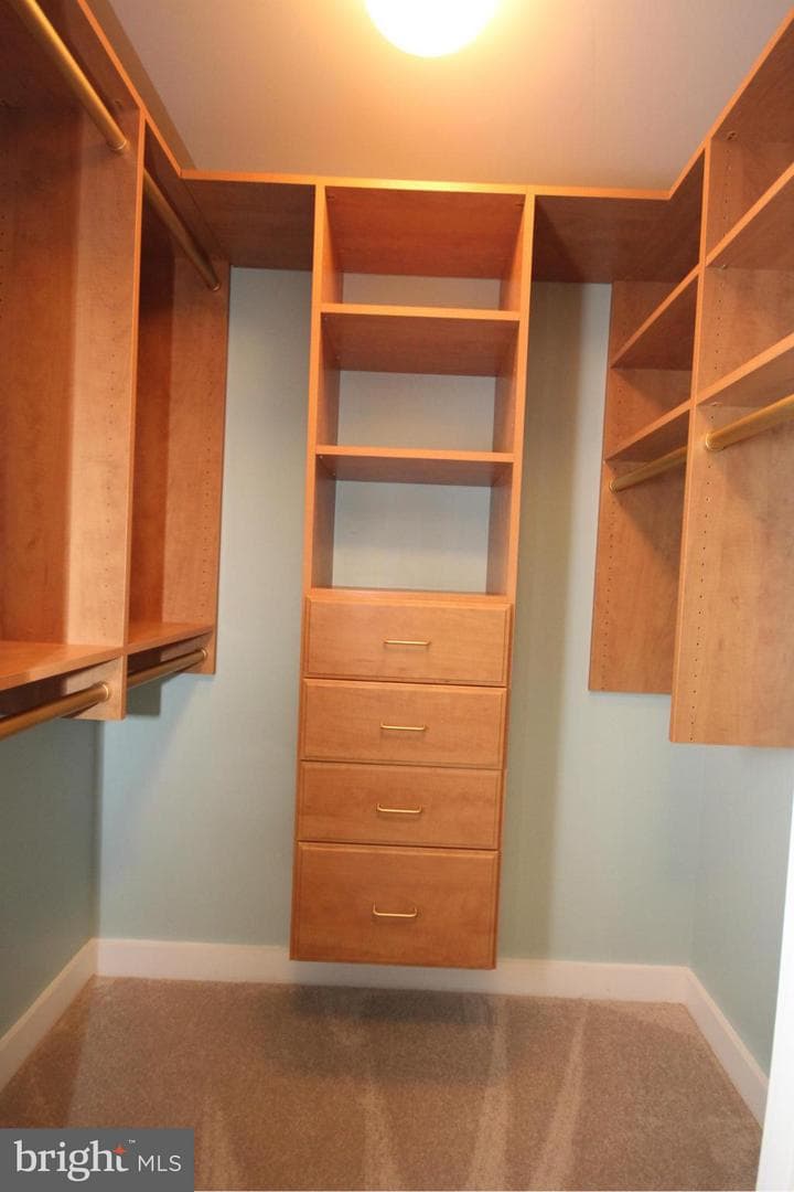 888 Quincy Street N #611 photo 23