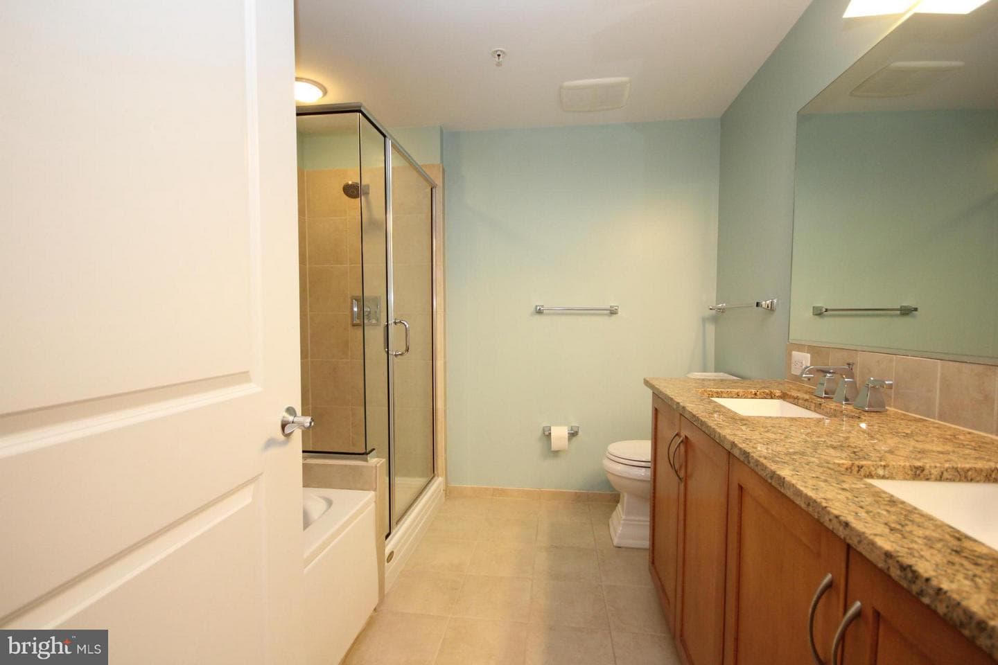 888 Quincy Street N #611 photo 24