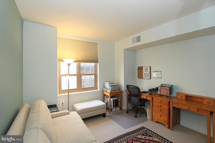 888 Quincy Street N #611 photo 30