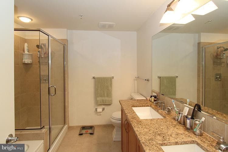 888 Quincy Street N #611 photo 31
