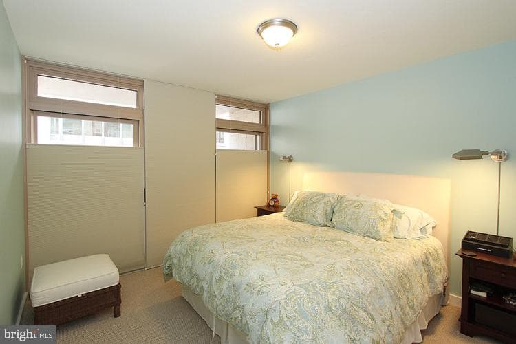888 Quincy Street N #611 photo 38
