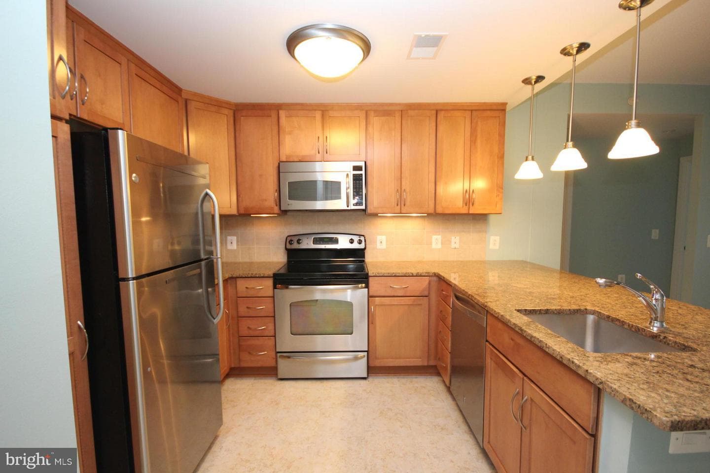 888 Quincy Street N #611 photo 4