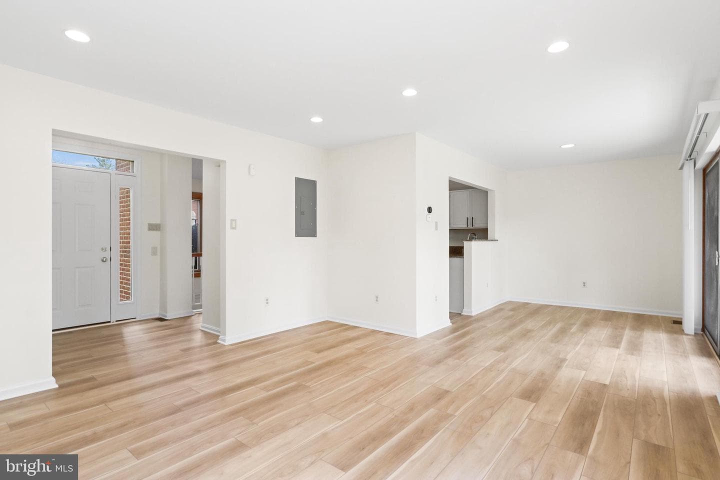 1801 N Uhle Street N #1 photo 7