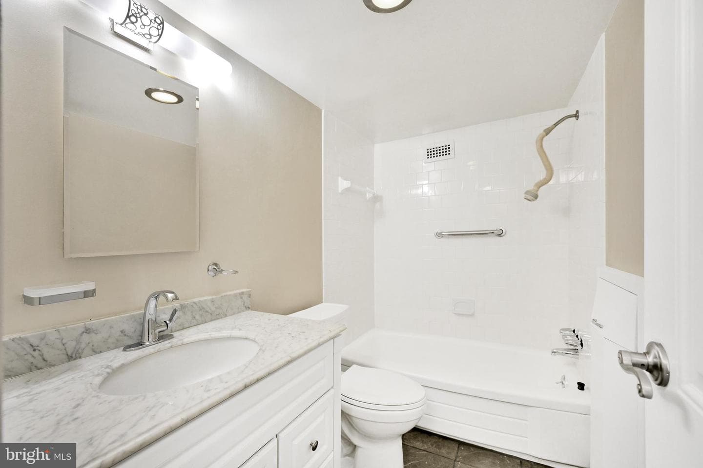1300 Army Navy Drive S #227 photo 12