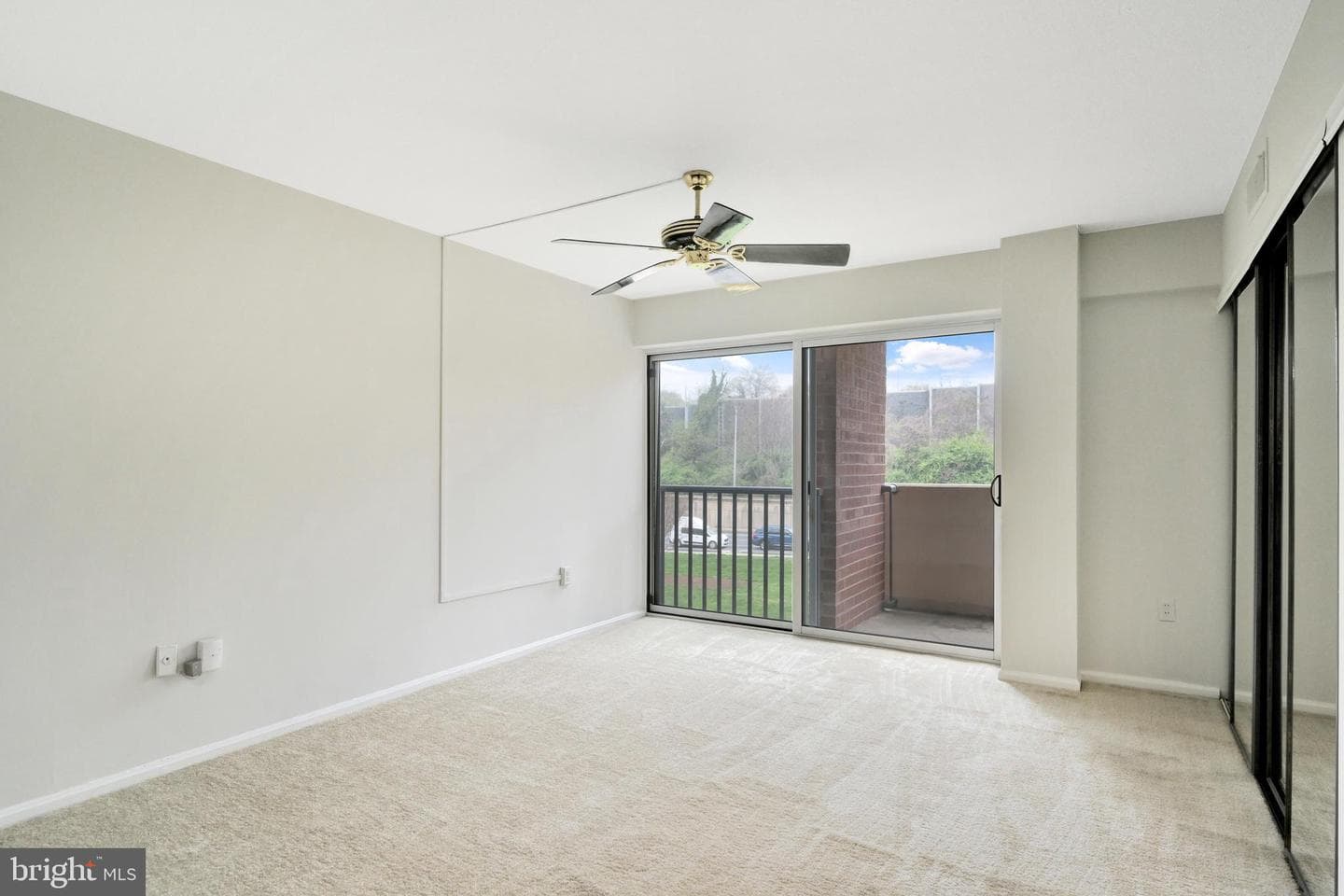 1300 Army Navy Drive S #227 photo 15