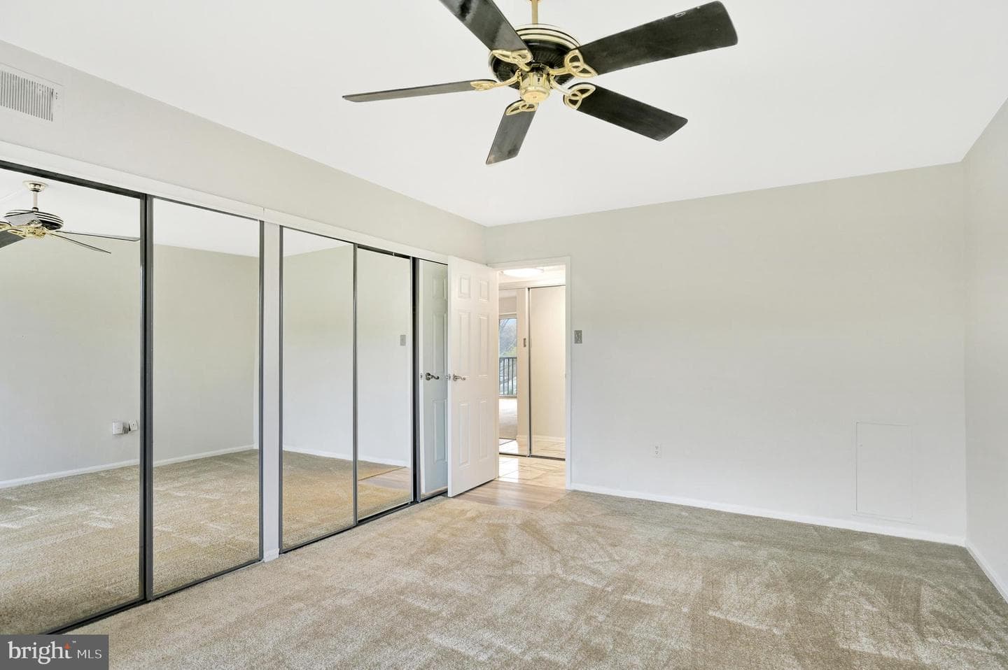 1300 Army Navy Drive S #227 photo 16