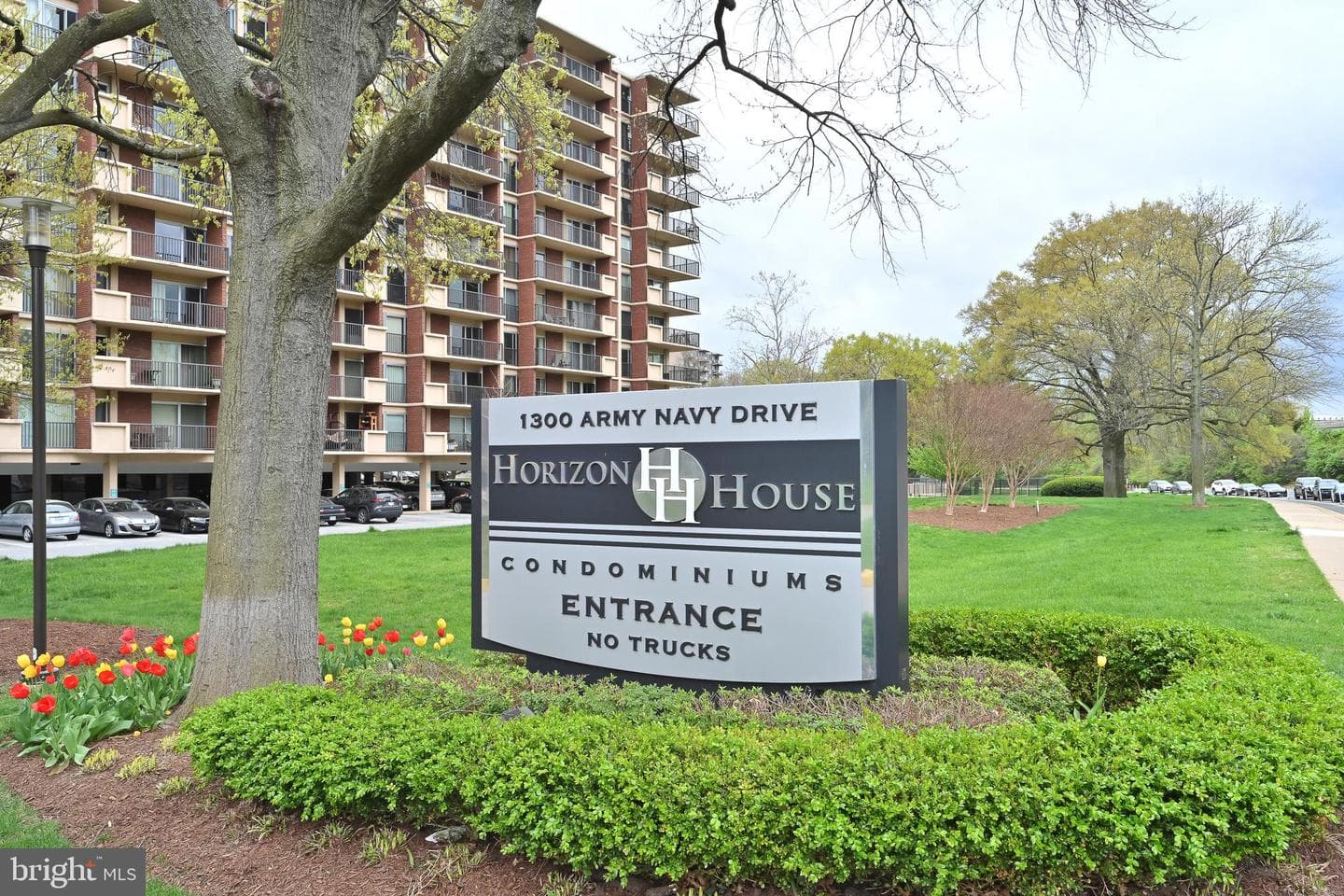 1300 Army Navy Drive S #227 photo 23