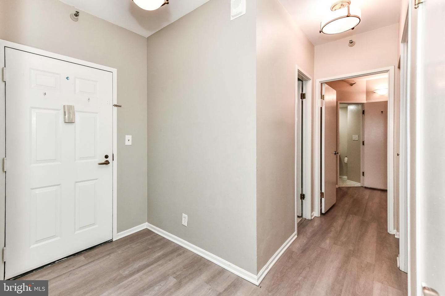 1600 N Oak Street #125 photo 22