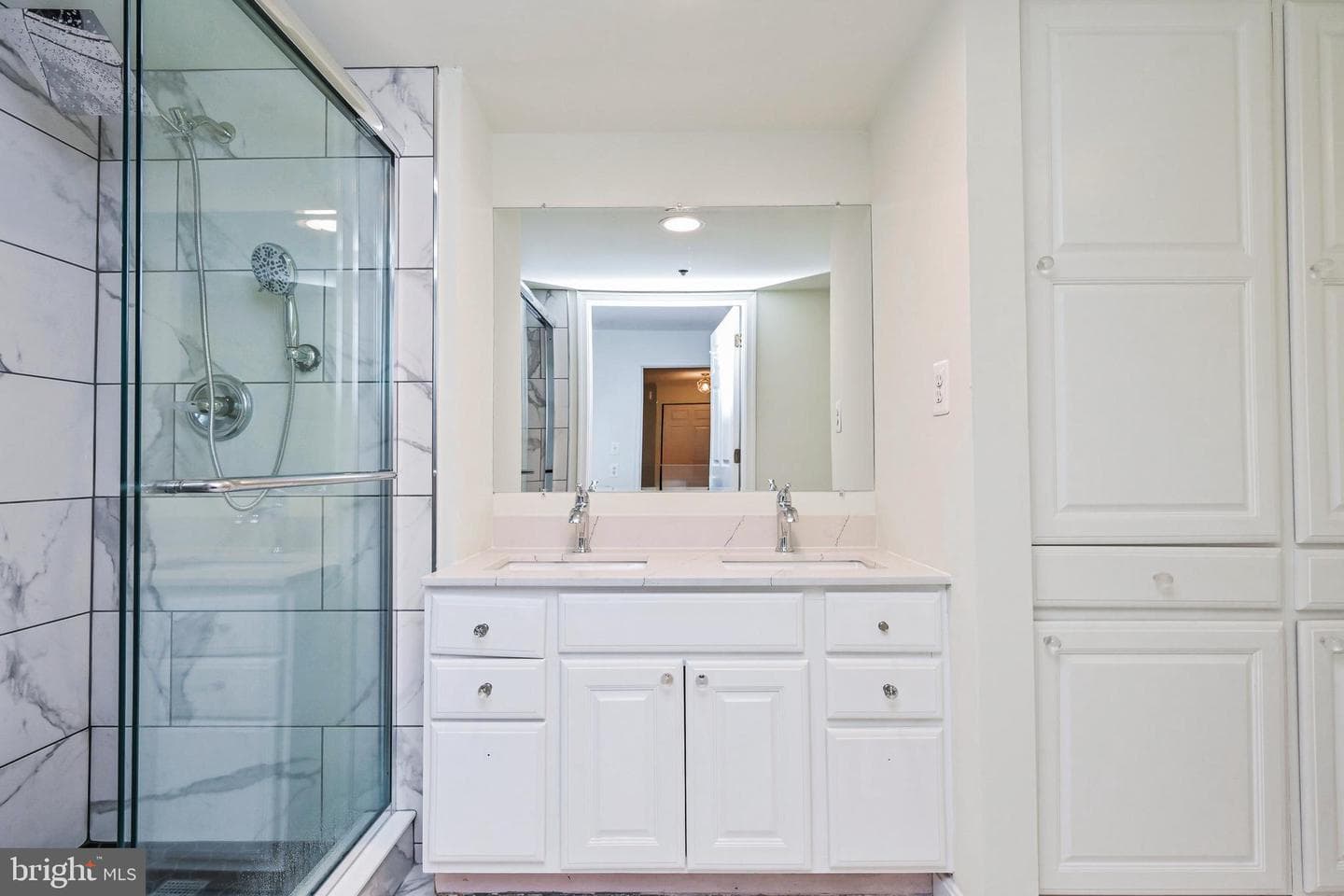 1600 N Oak Street #919 photo 12