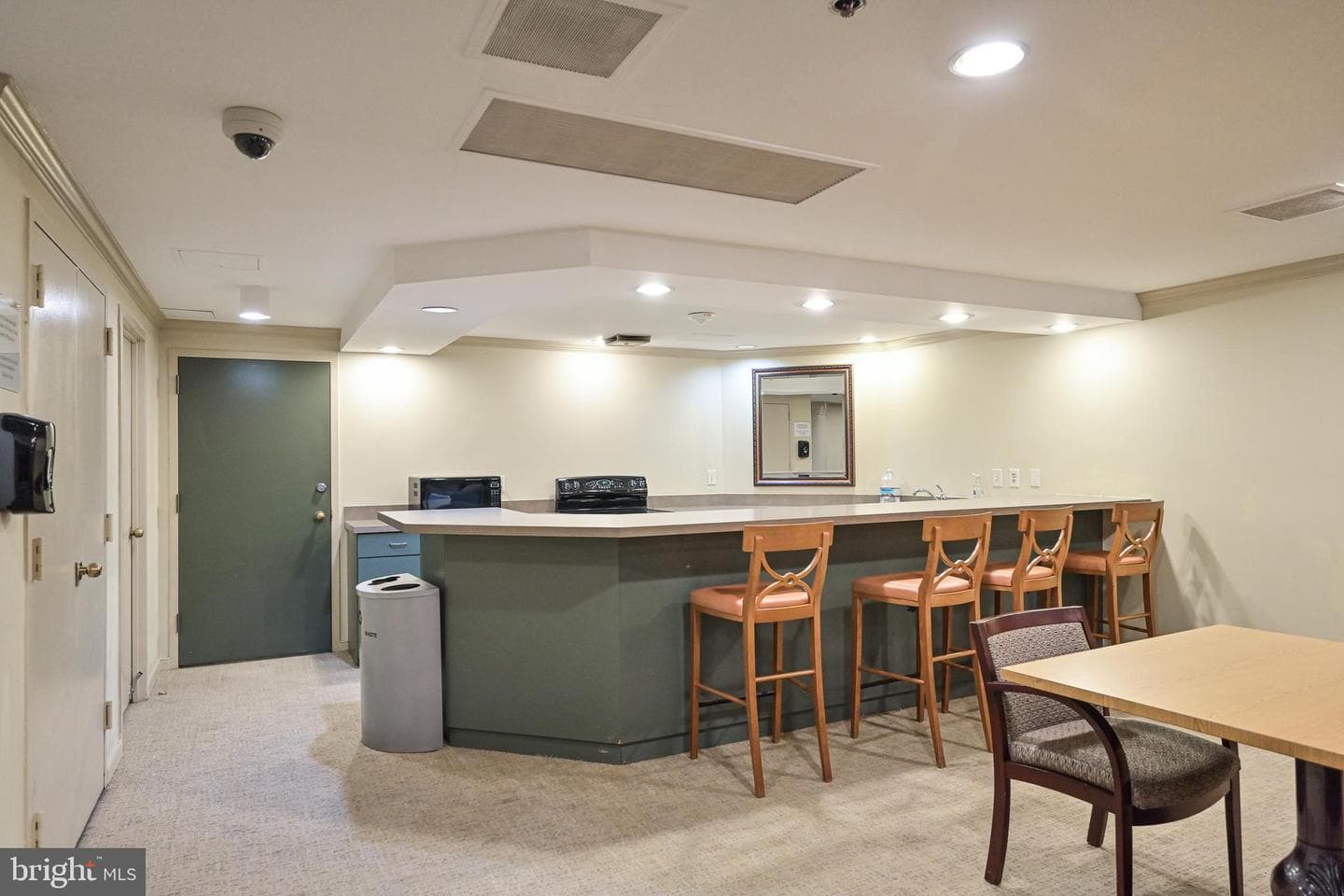 1600 N Oak Street #919 photo 22