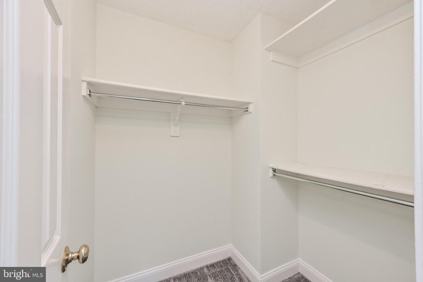 1600 N Oak Street #919 photo 31
