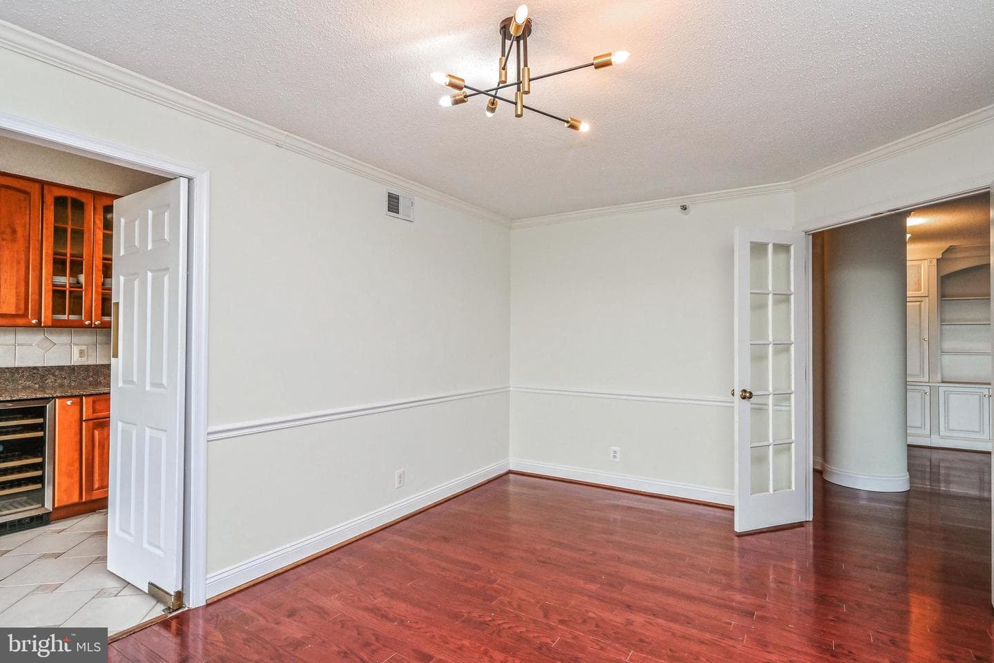 1600 N Oak Street #919 photo 59