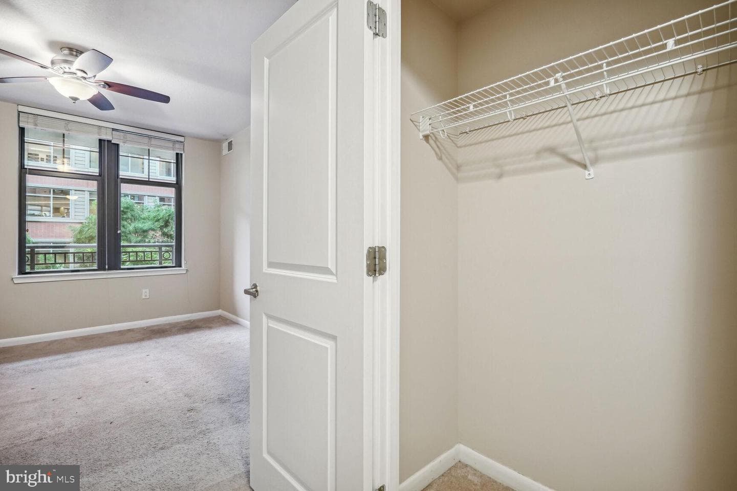 1021 N Garfield Street #320 photo 14
