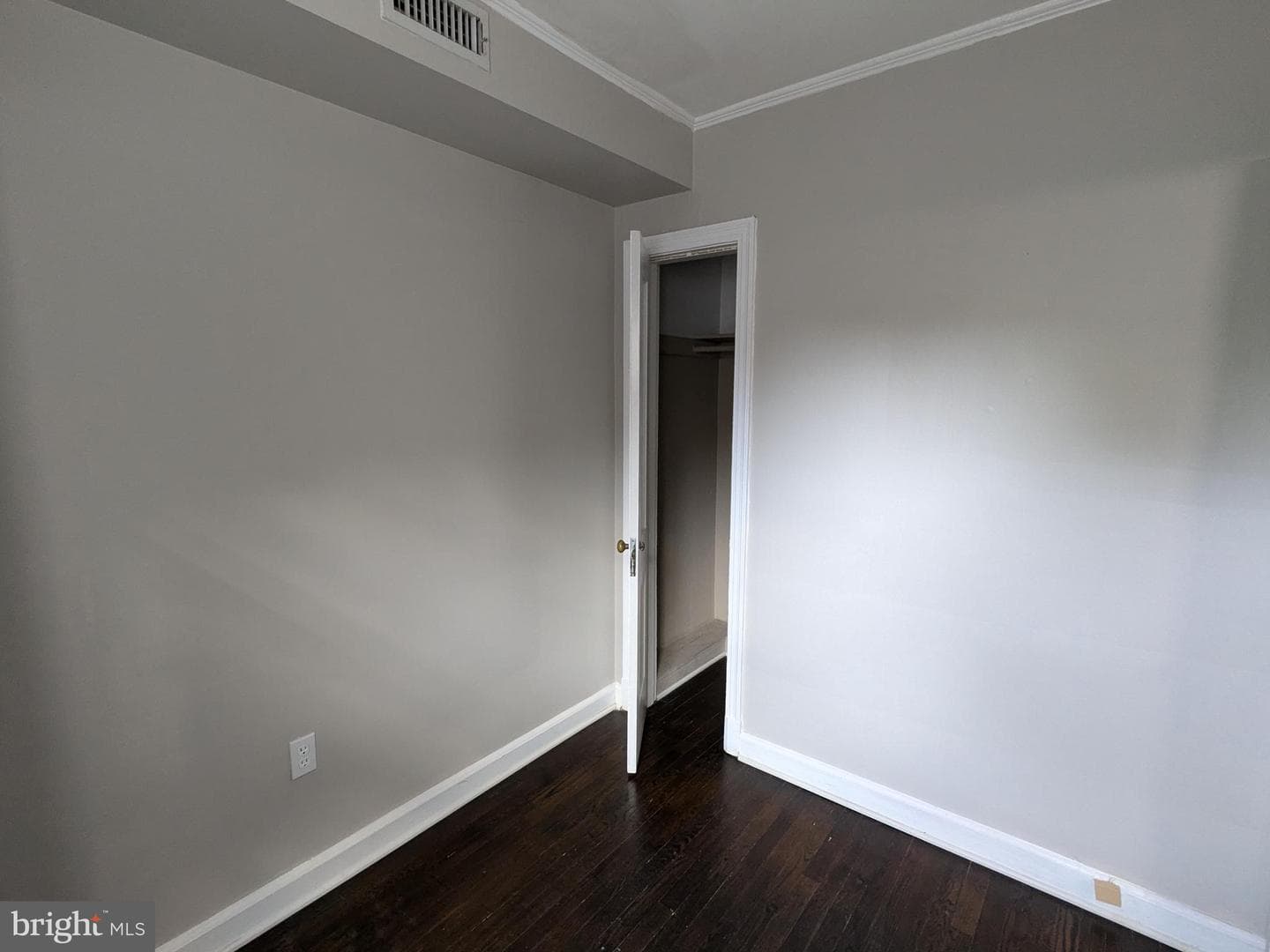 1201 S Barton Street #143 photo 26