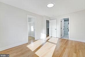 2023 S Kenmore Street photo 25