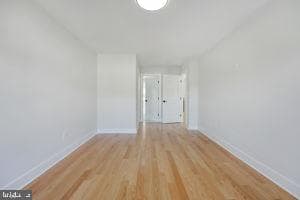 2023 S Kenmore Street photo 30