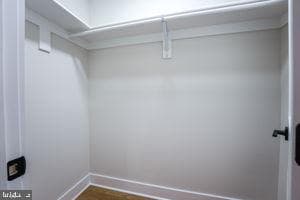 2023 S Kenmore Street photo 31