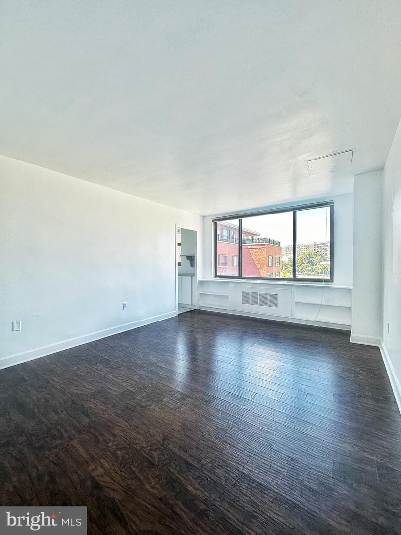 1121 Arlington Boulevard #934 photo 3