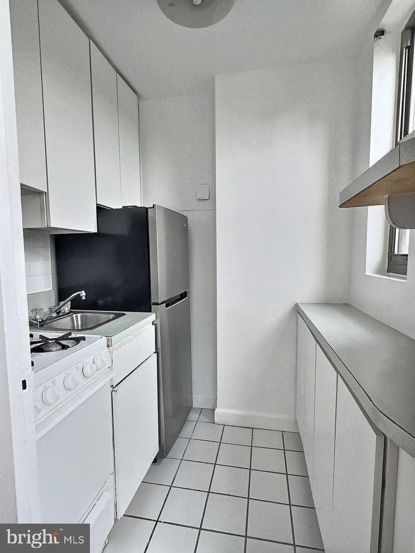 1121 Arlington Boulevard #934 photo 5