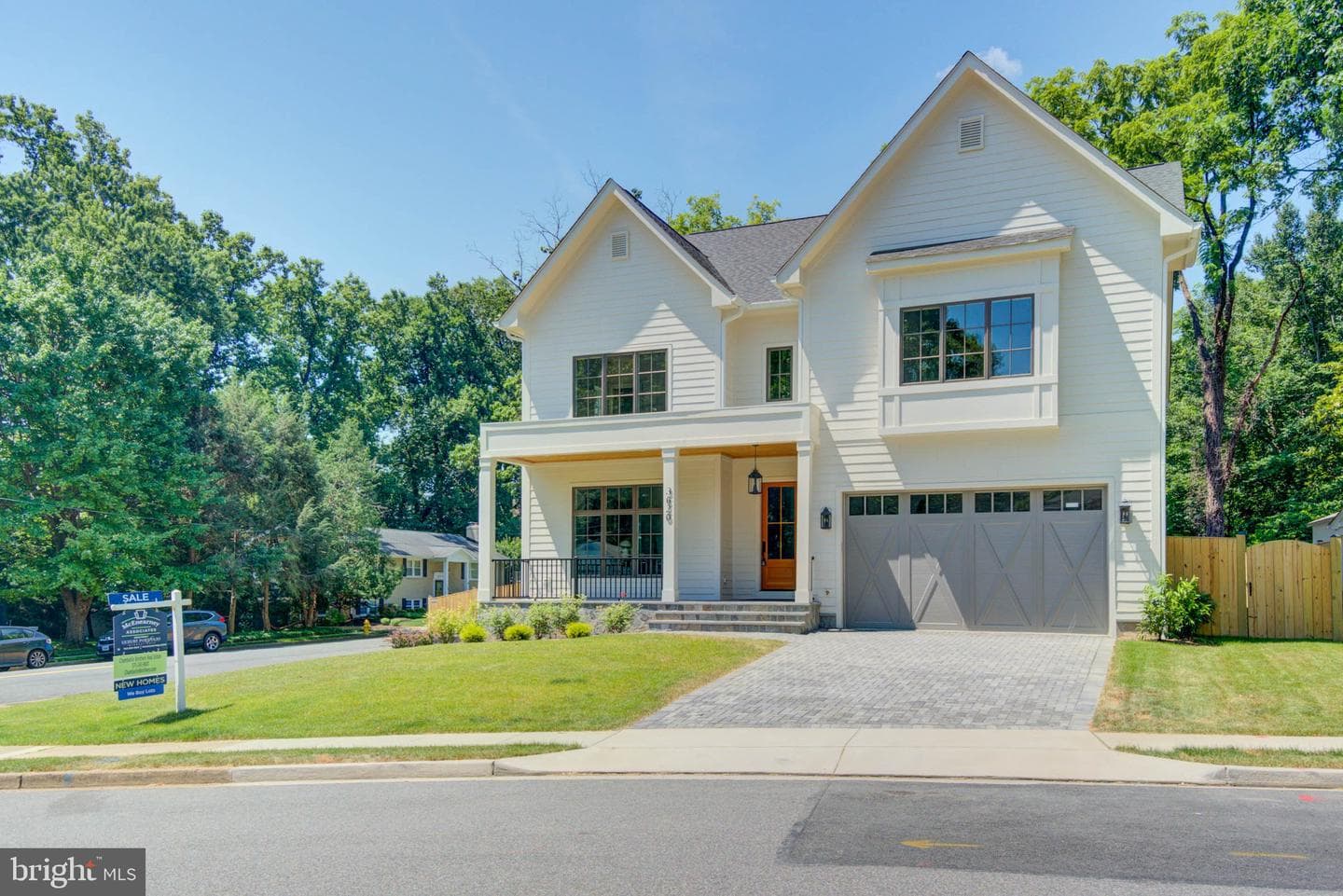 3620 N Kensington Street photo 2