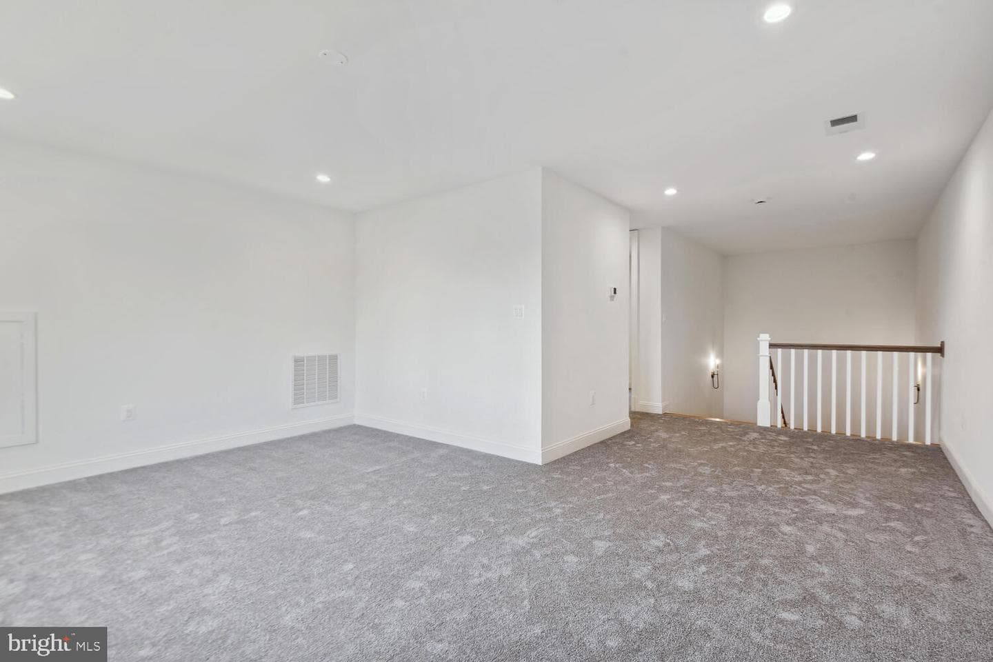 3620 N Kensington Street photo 67
