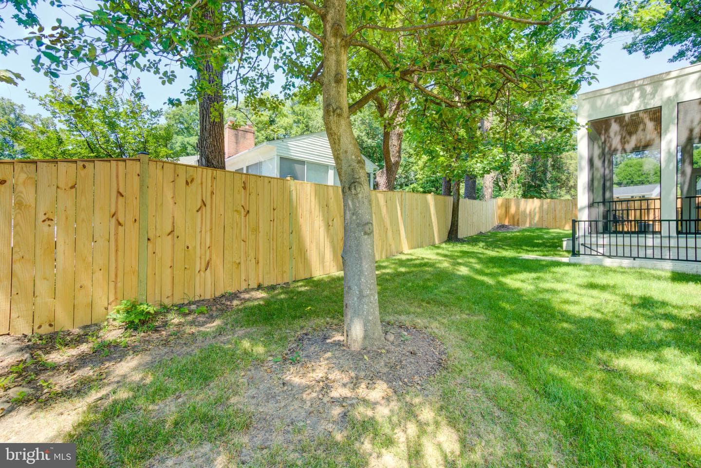 3620 N Kensington Street photo 9