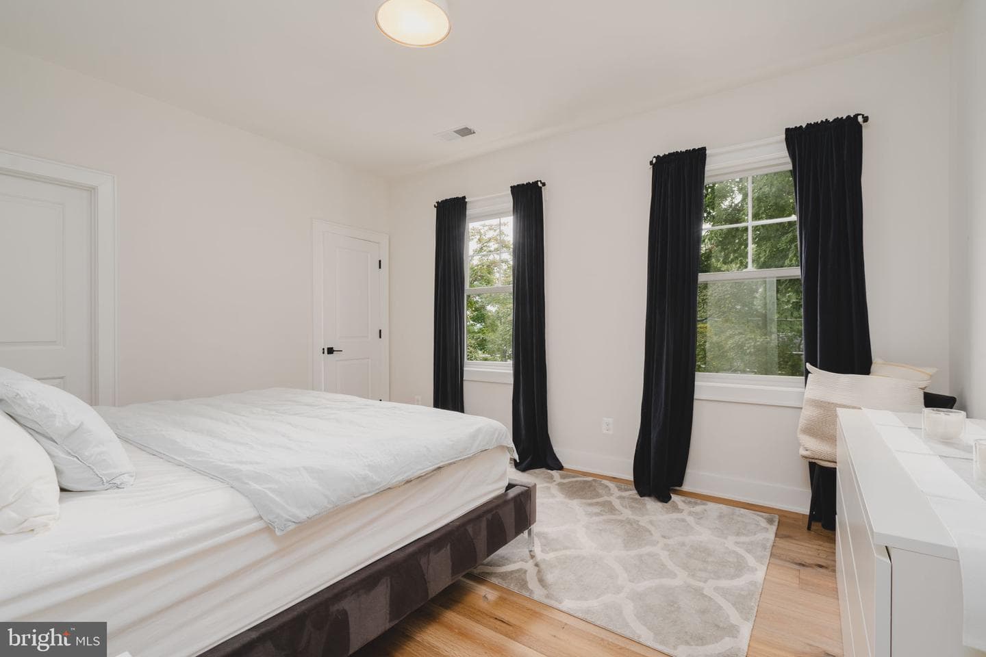 2621 N Lexington Street photo 27
