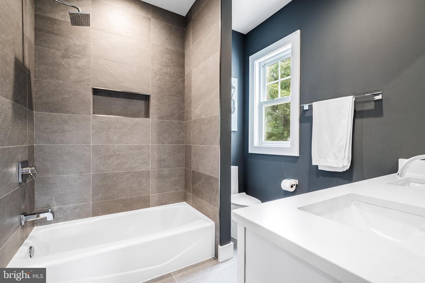 2621 N Lexington Street photo 31