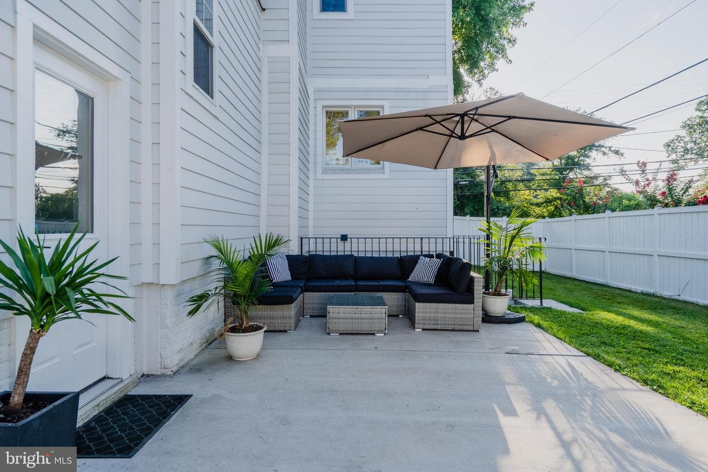 2621 N Lexington Street photo 43
