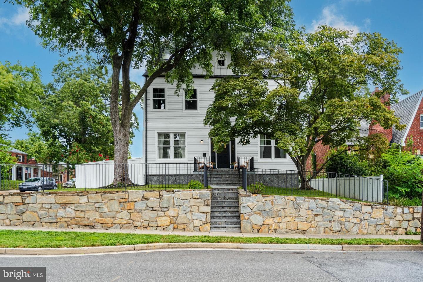 2621 N Lexington Street photo 48