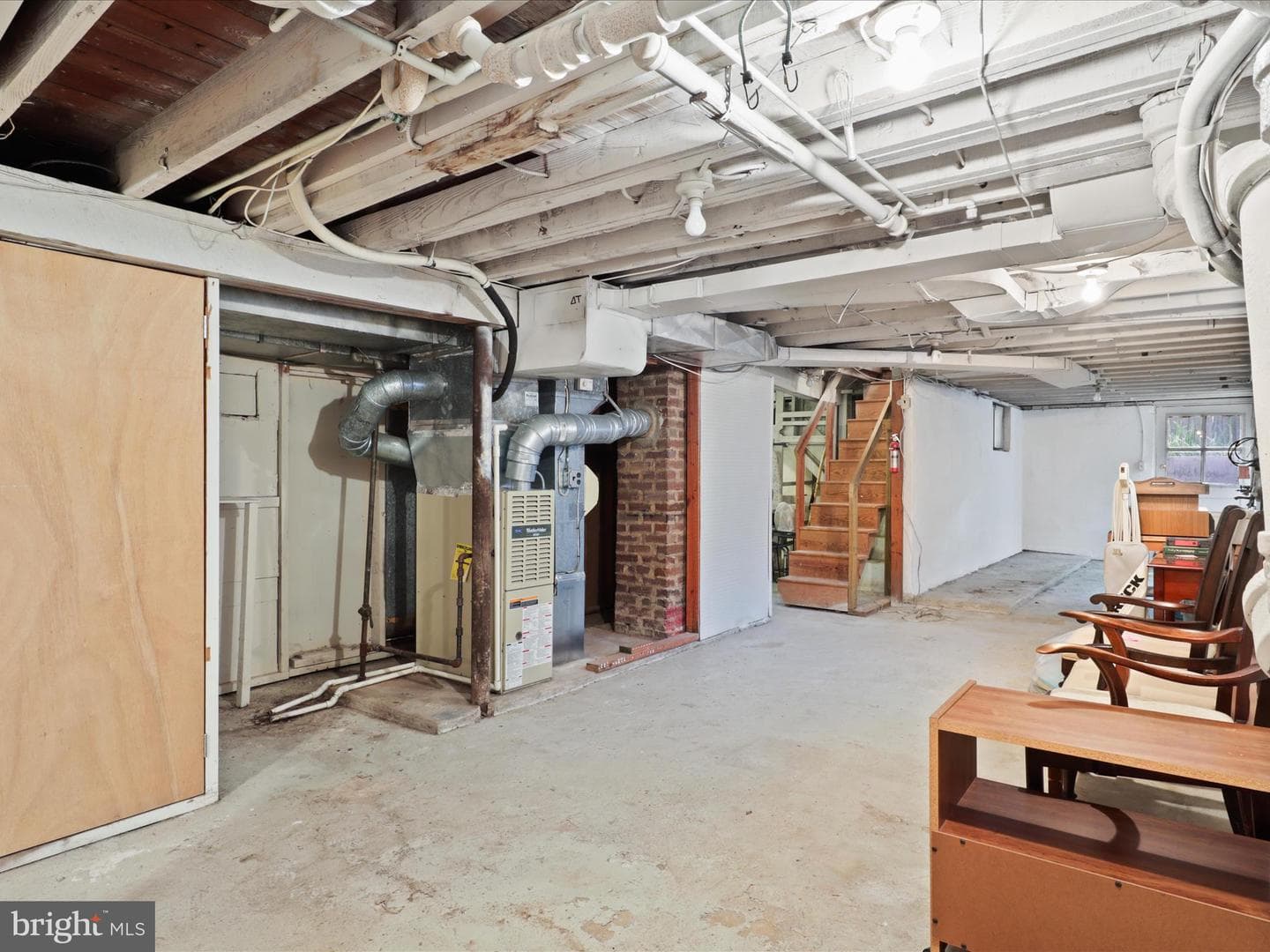 310 N Barton Street photo 29