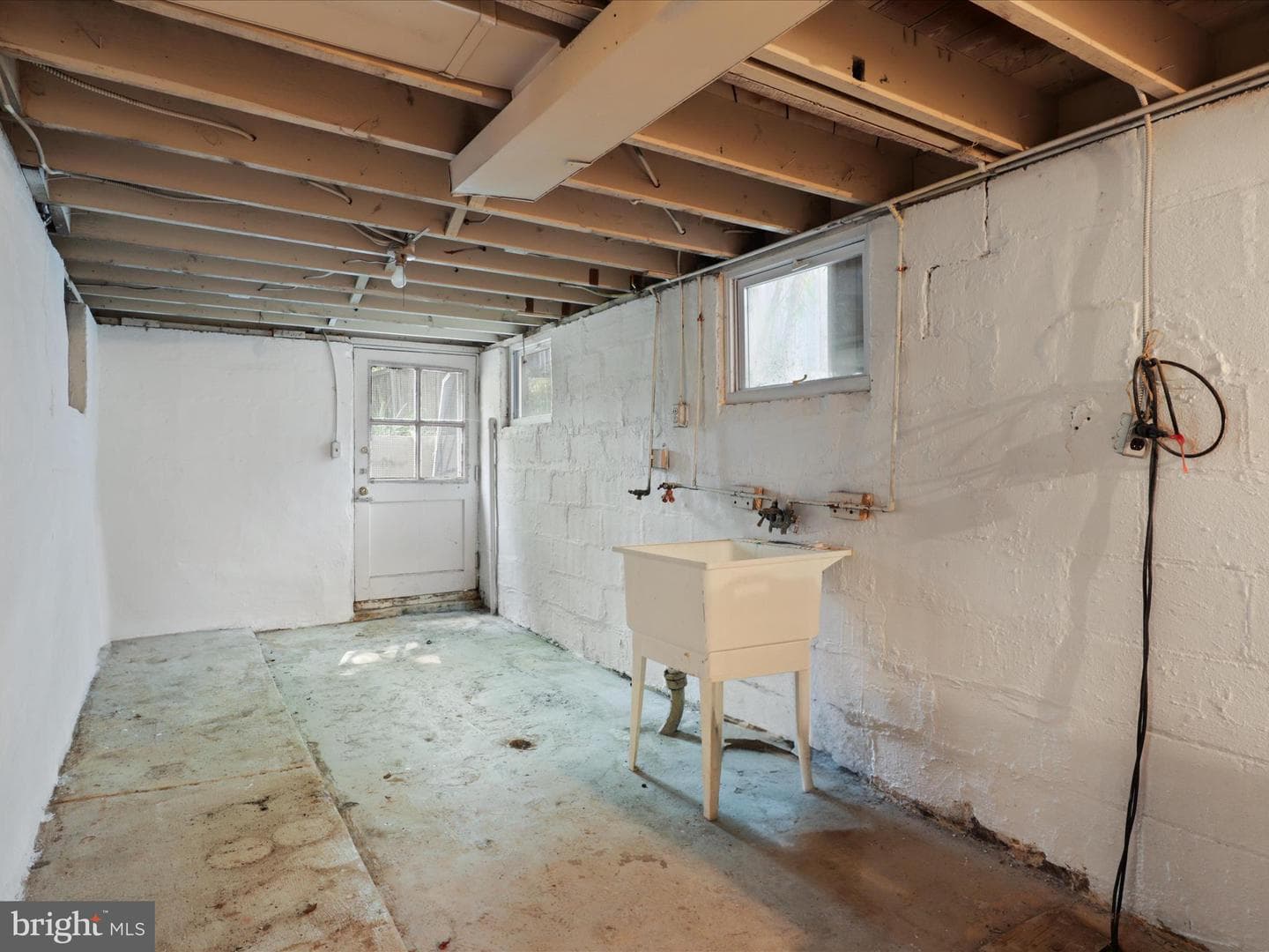310 N Barton Street photo 30