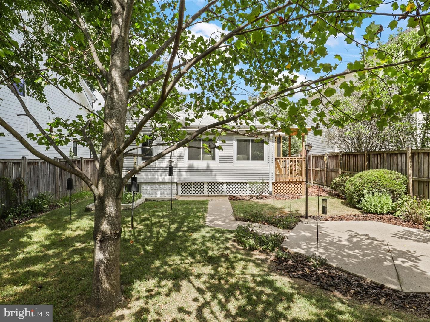 310 N Barton Street photo 40