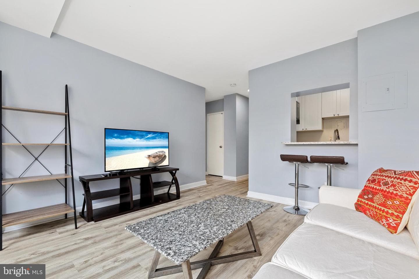 1111 Arlington Boulevard #740 photo 4