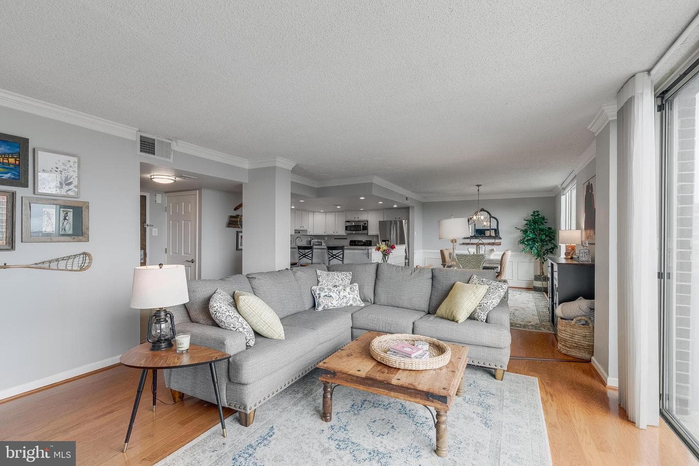 1515 S Arlington Ridge Road #702 photo 1