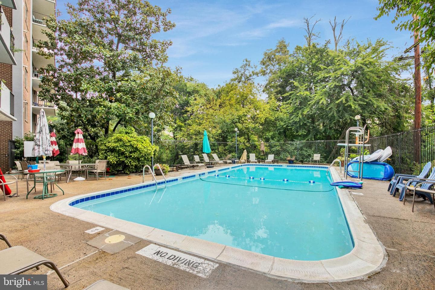 1515 S Arlington Ridge Road #702 photo 45